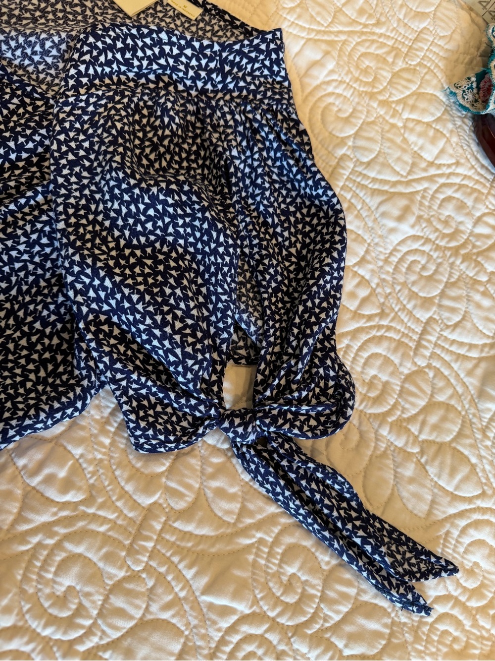 Anthropologie Maeve Navy and White Tie-Sleeve Scoop Neck Blouse M - Picture 5 of 8